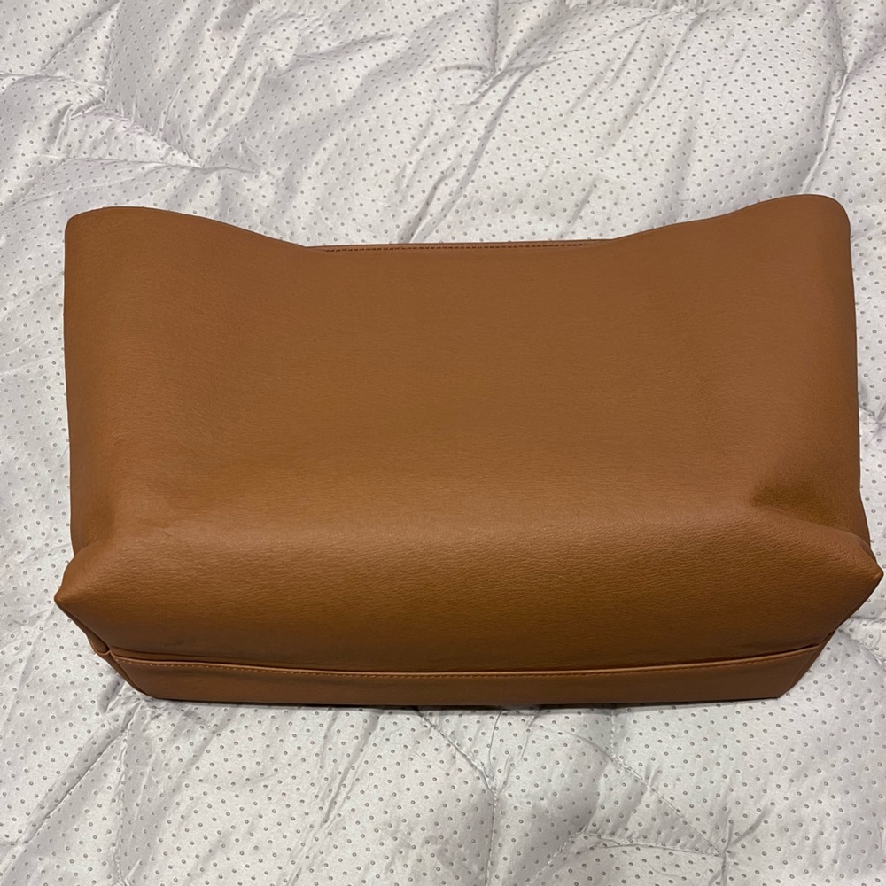 Cuyana tote organization insert